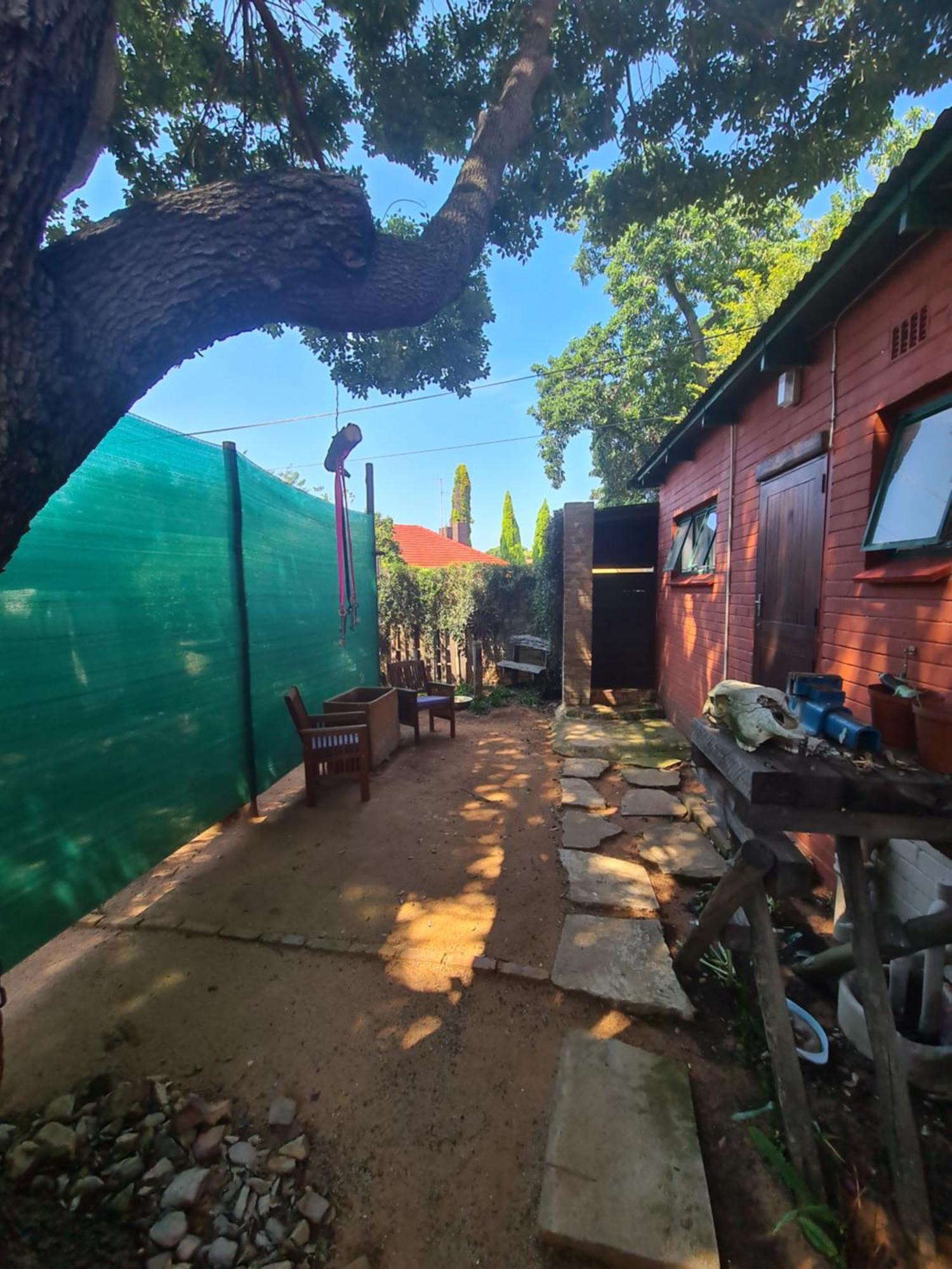 The Old Cabin 호텔 쿨리난 객실 사진